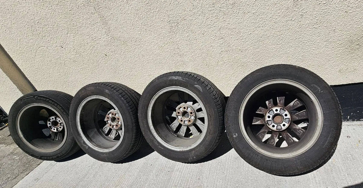 VW 15 Inch Alloys Polo - Image 2