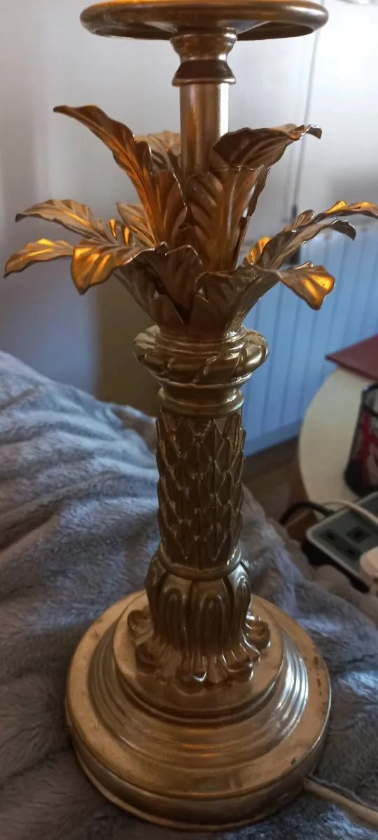 Vintage pineapple table  lamp - Image 4