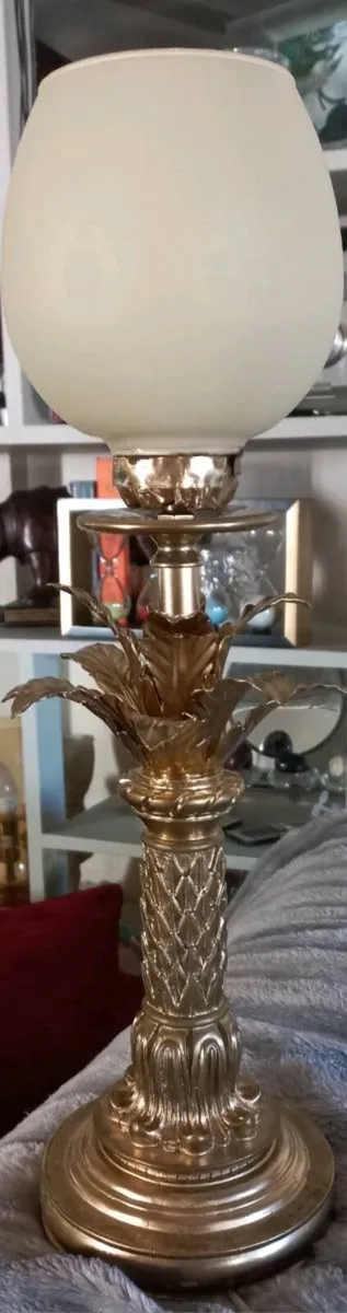Vintage pineapple table  lamp - Image 3