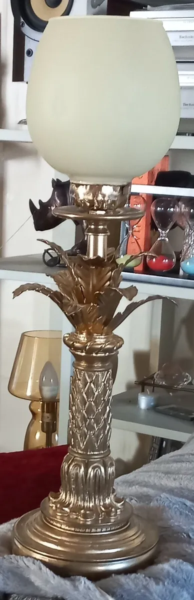 Vintage pineapple table  lamp - Image 1