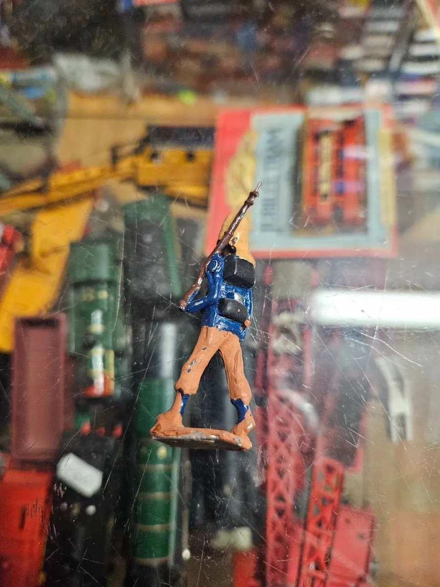 Britain's East Africa Middle East Soldier Handmade - Image 3