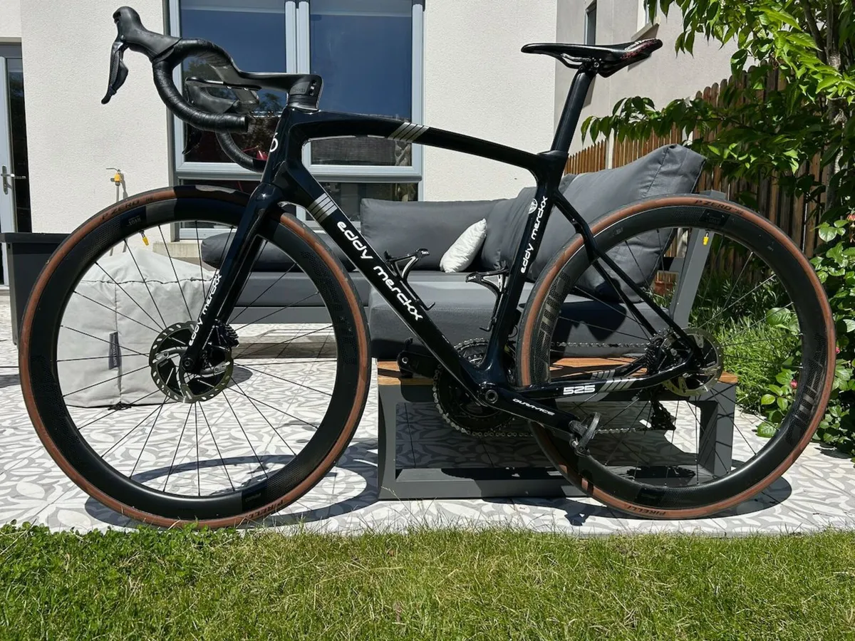 Merckx 525 Road Bike w.  Dura Ace Di2 for sale - Image 2