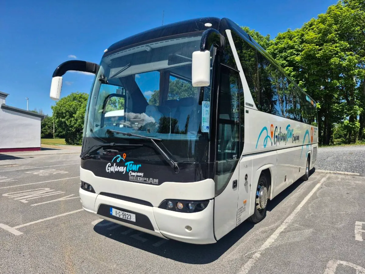 2011 neoplan p20 - Image 1
