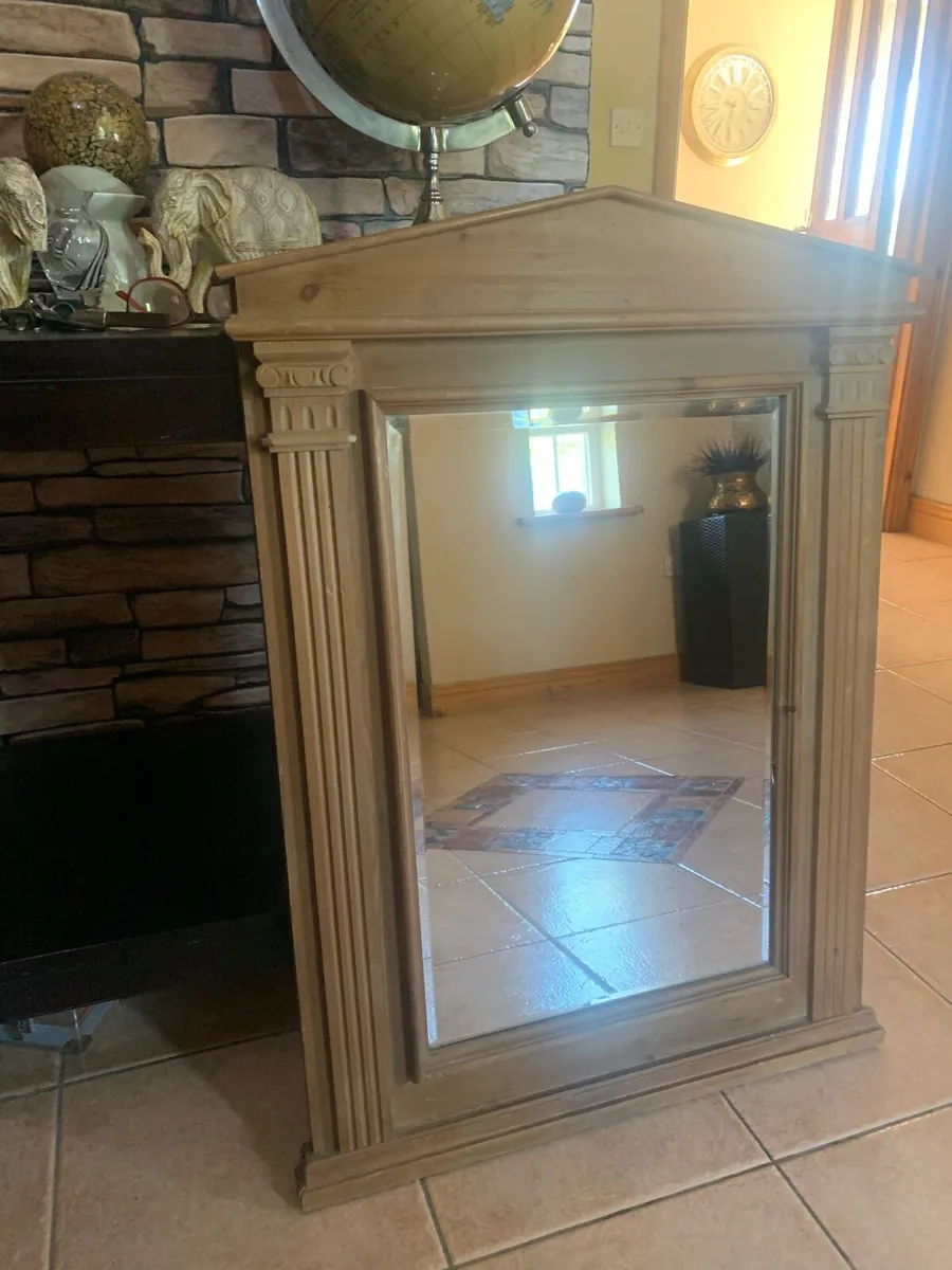 Large mirror - Image 1