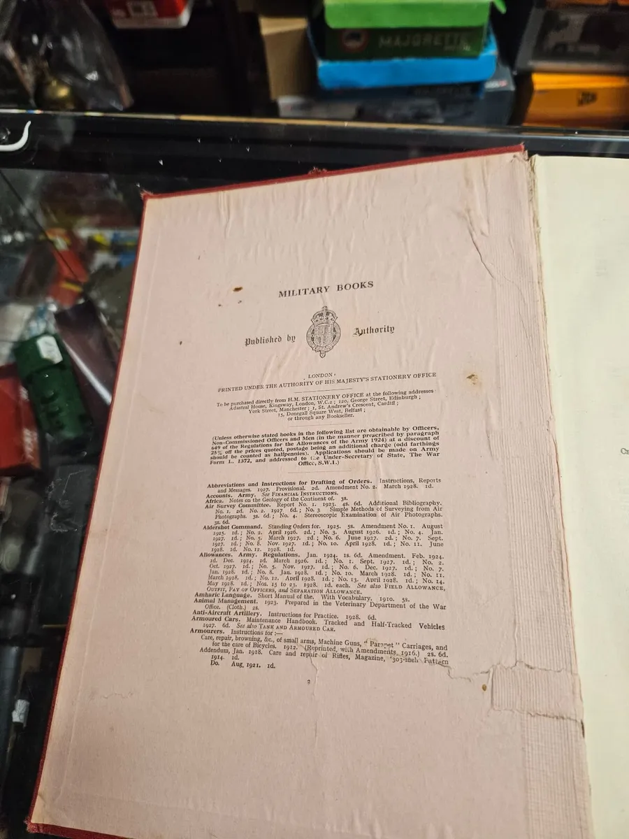 Book Small Arms 1929 British Army - Image 3