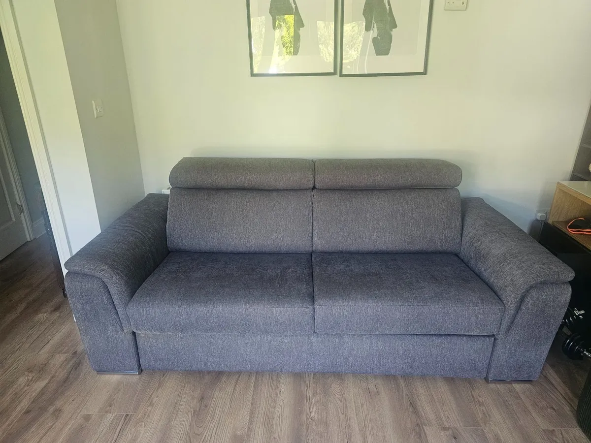 Immaculate 3 seater sofa bed - EUR 650 bargain!! - Image 1
