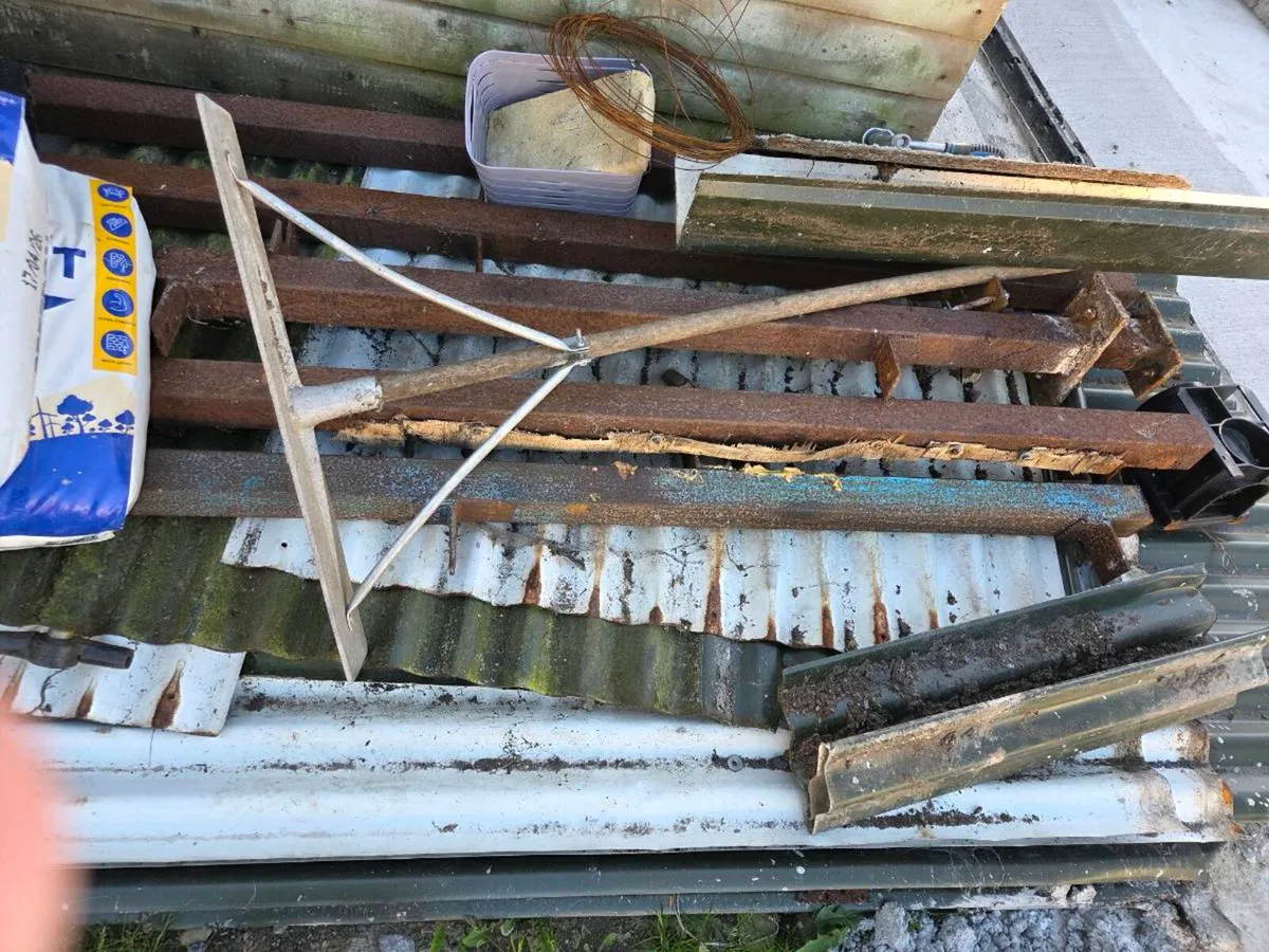 Galvanised sheets