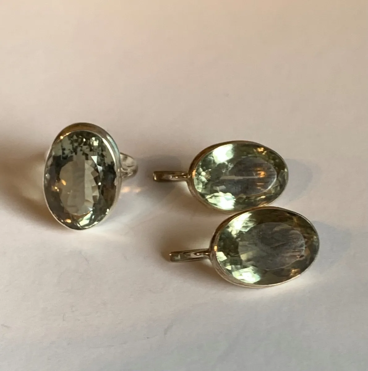 Designer ring & earrings set - Image 1