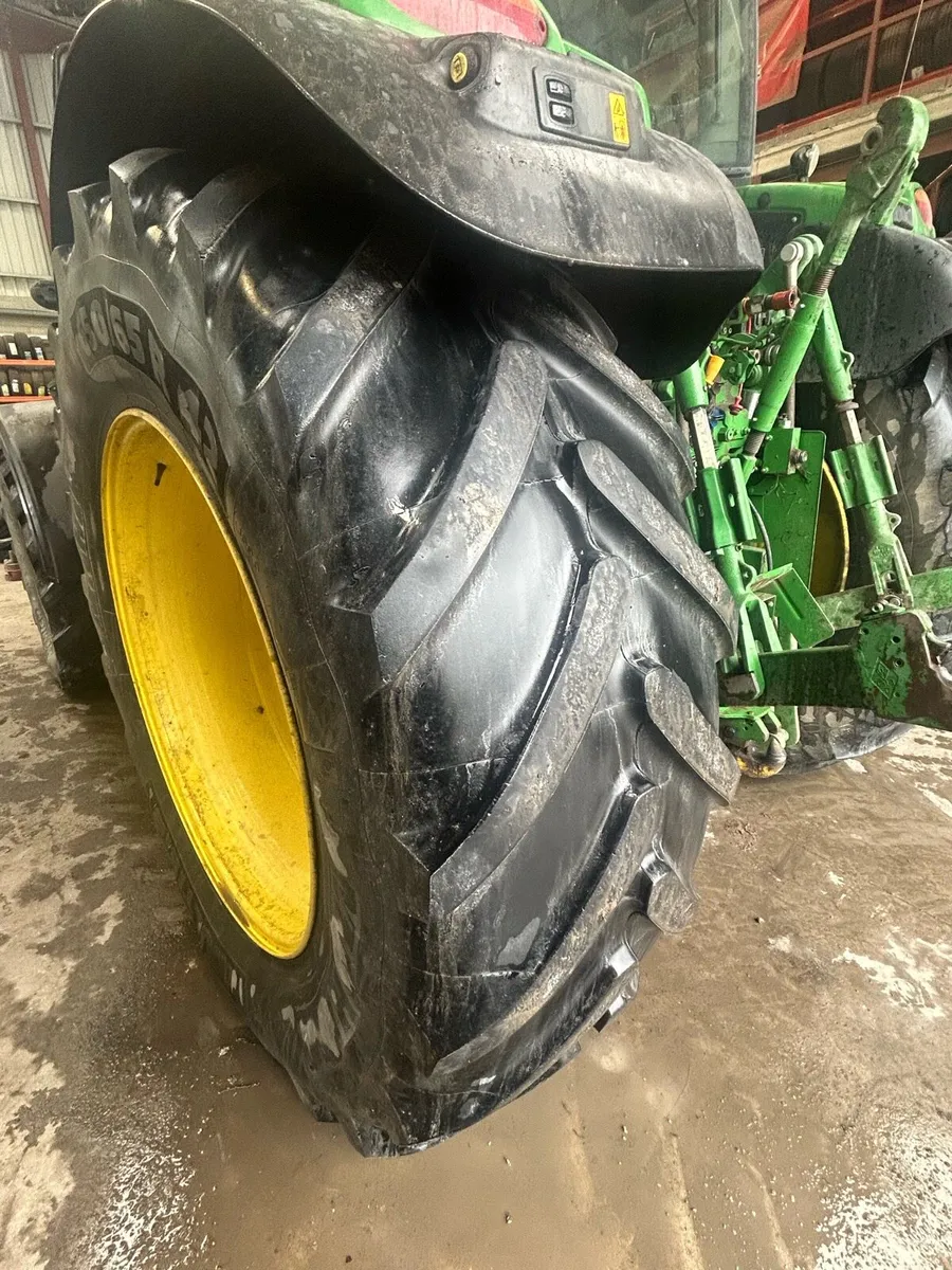 650/65R42 Michelin Multibib x2 - Image 1