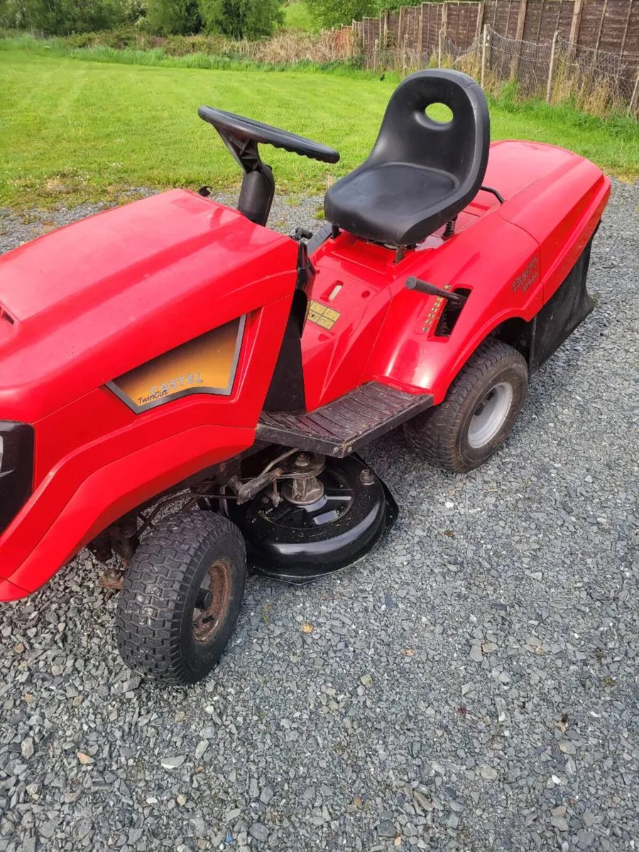 Castlegardan rideon - Image 1