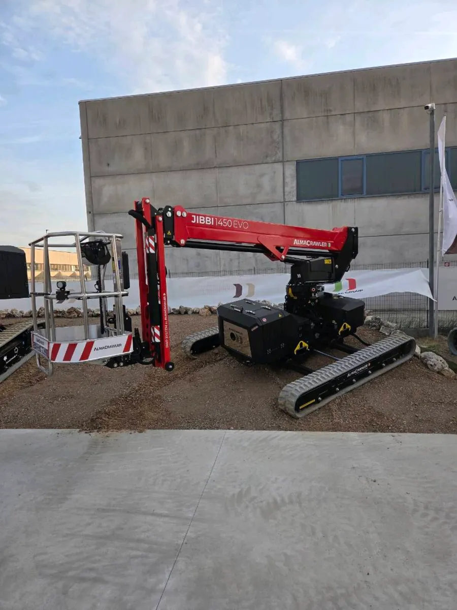Almacrawler Rough Terrain Tracked Platforms - Image 1