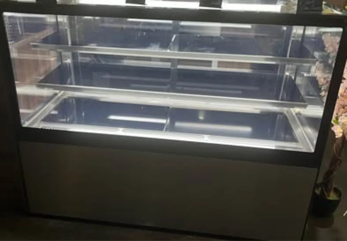 CATERING EQUIPMENT - Image 2