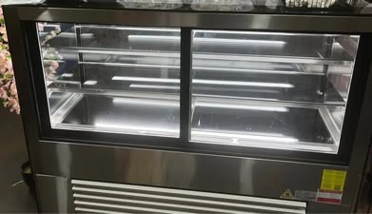 CATERING EQUIPMENT - Image 3