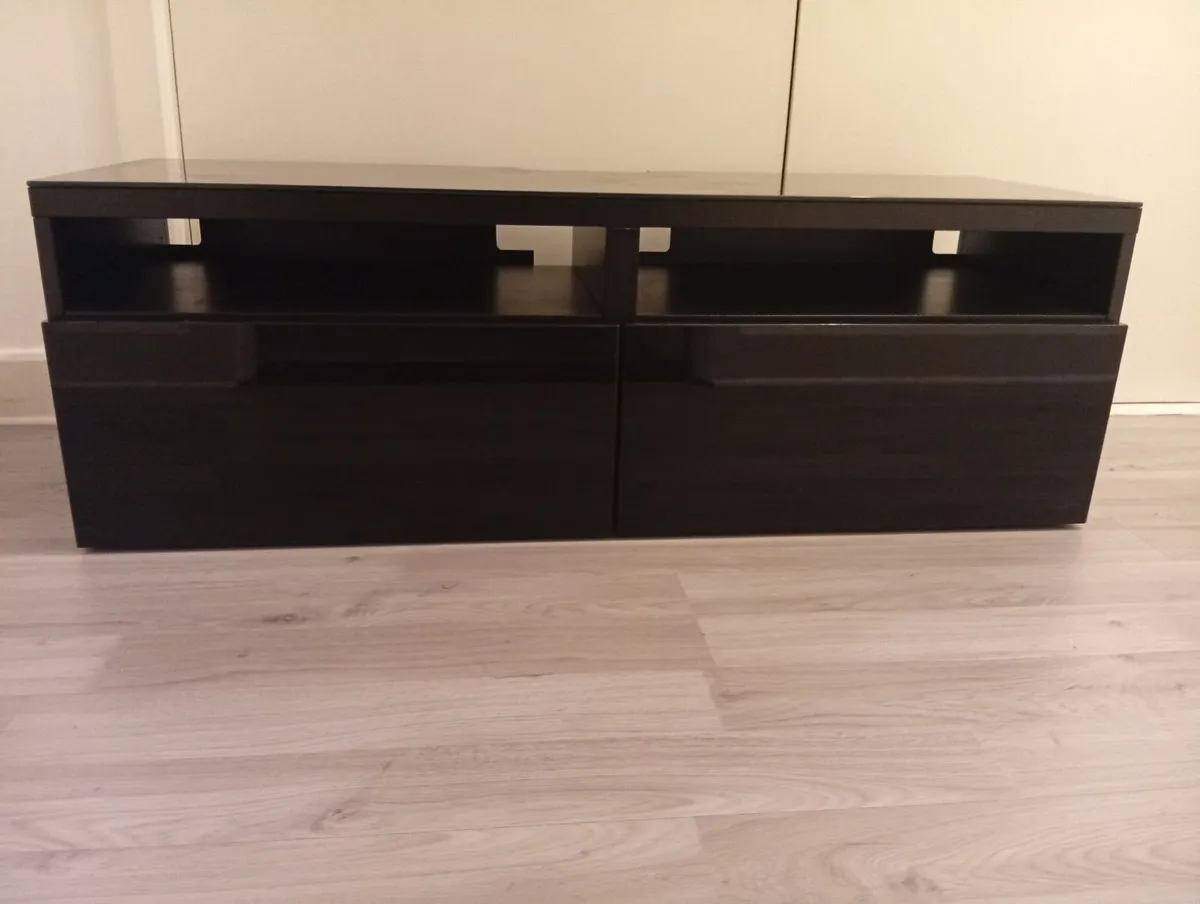 Modern Quality Glass Top TV Bench Unit 6months old - Image 2