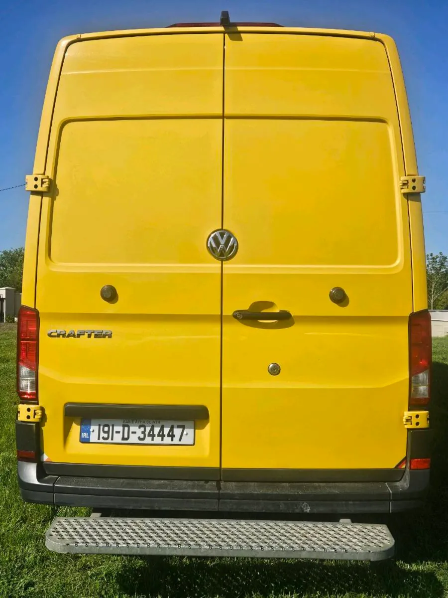 Volkswagen Crafter - Image 4
