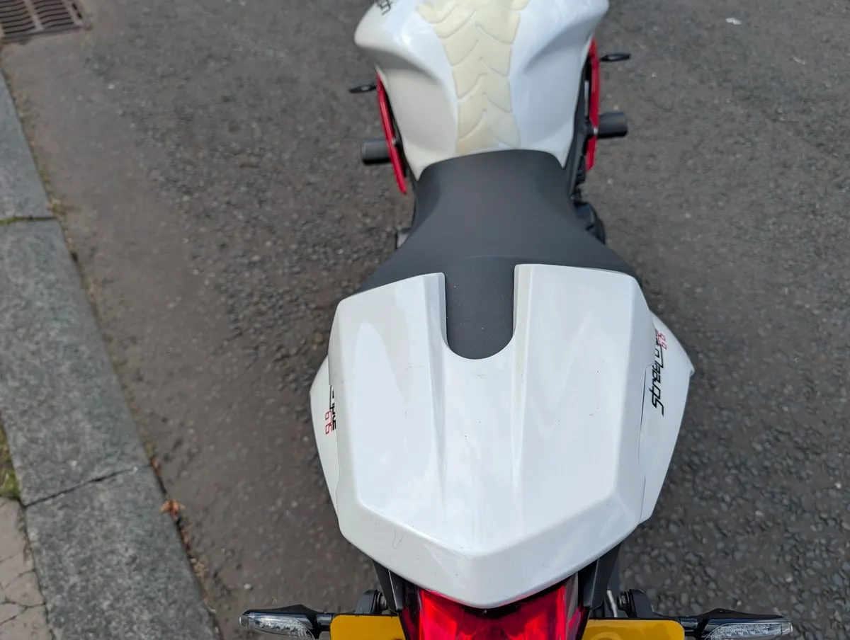 Triumph Street triple r 2014 - Image 3