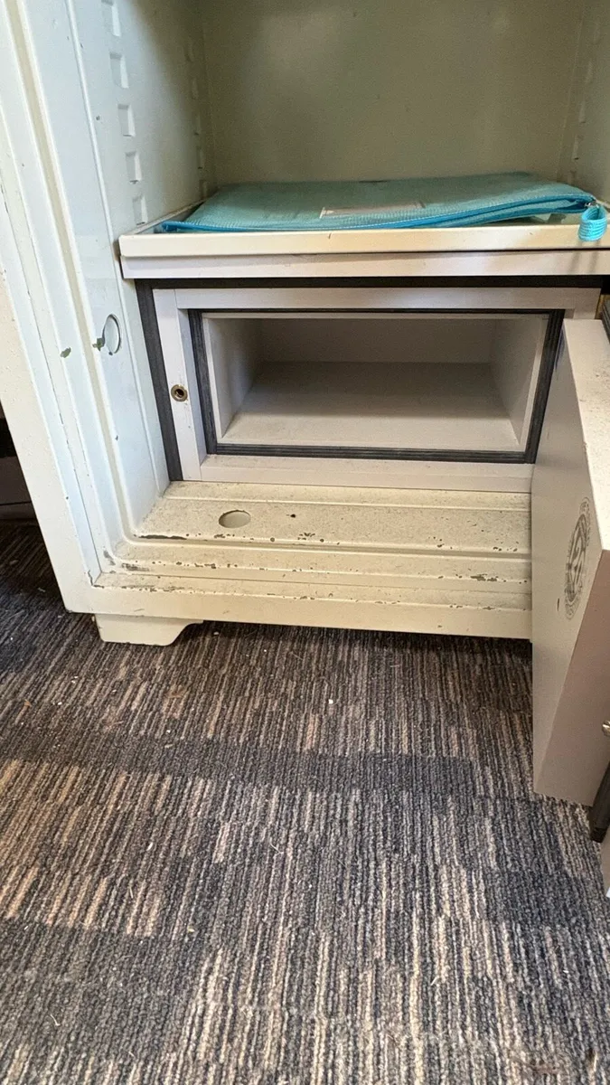 Phoenix FireProof Safe - Image 3