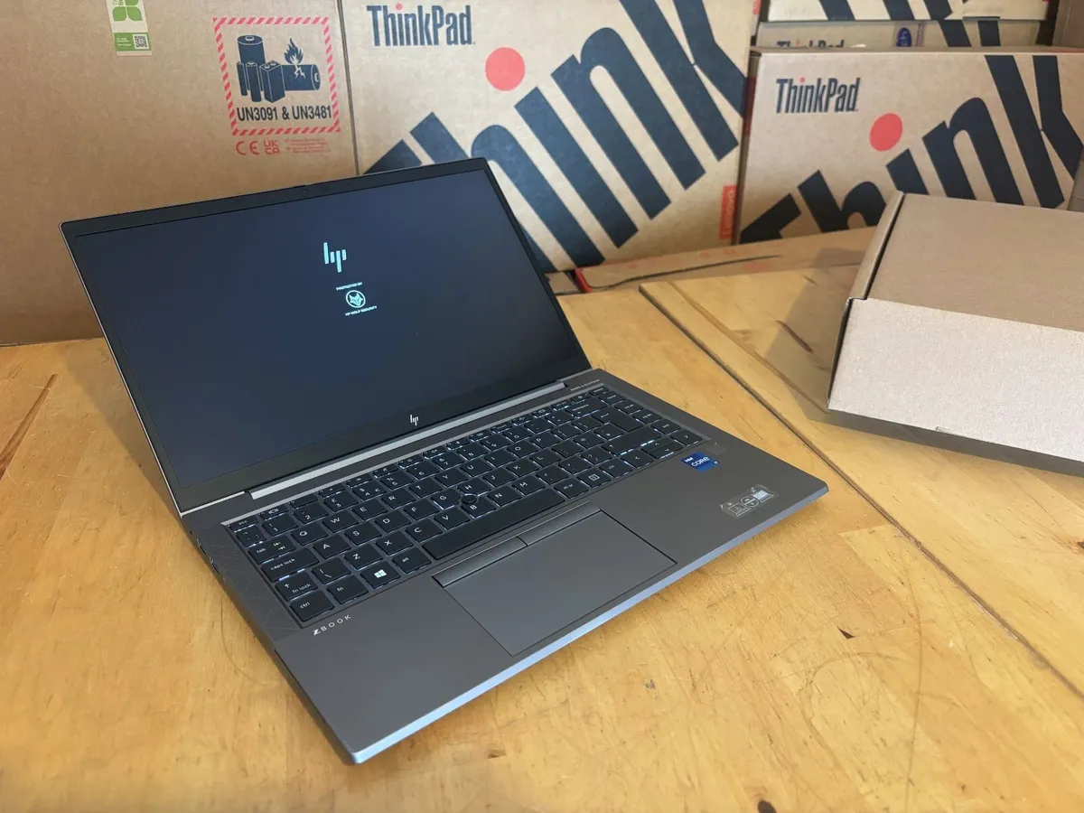 HP zBook Firefly 14 Mobile Workstations-nVidia Gra - Image 3