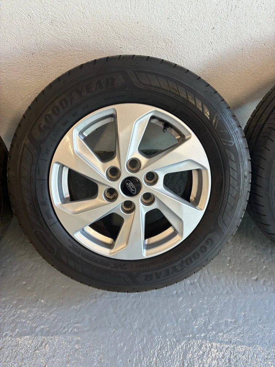 2025 Ford Custom alloys - Image 3