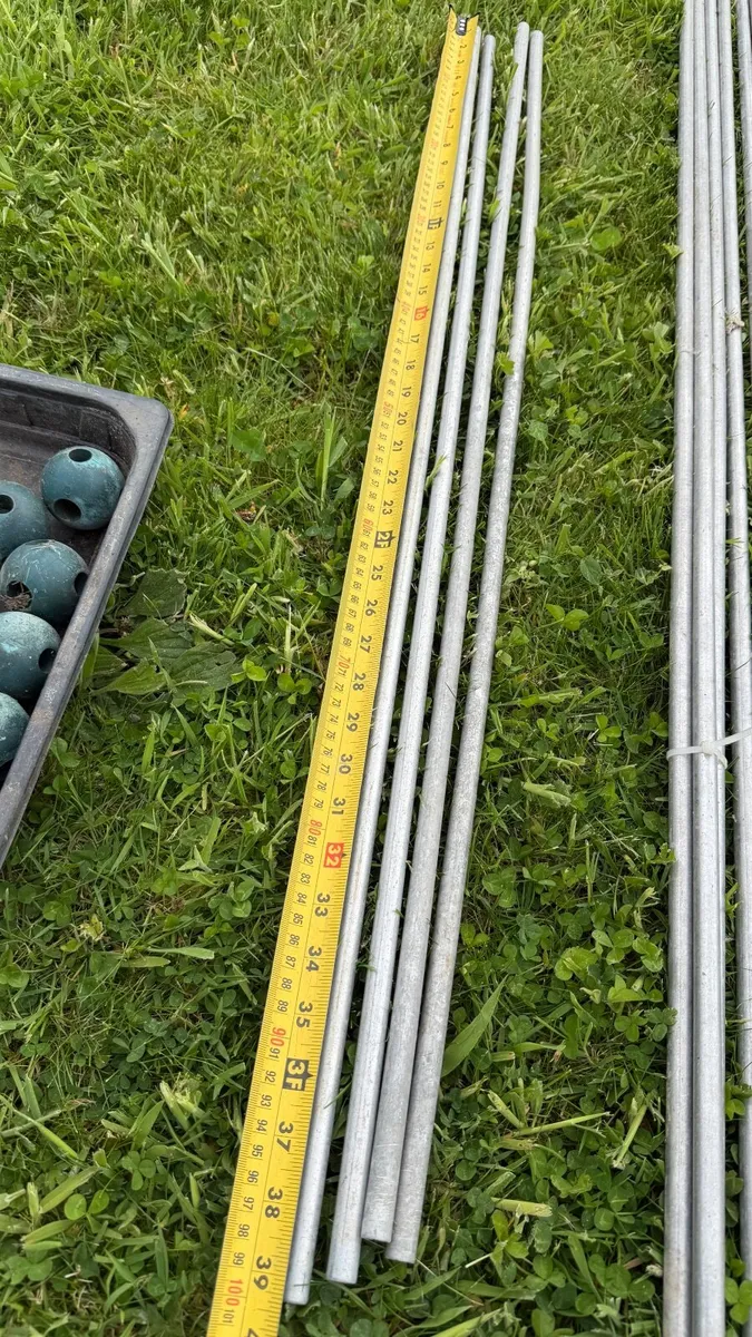Build-a-ball frame & butterfly netting - Image 4