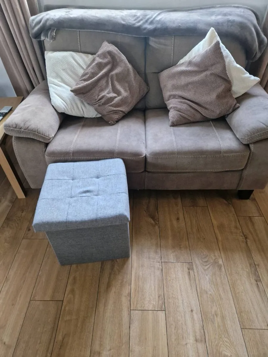 Couch - Image 3