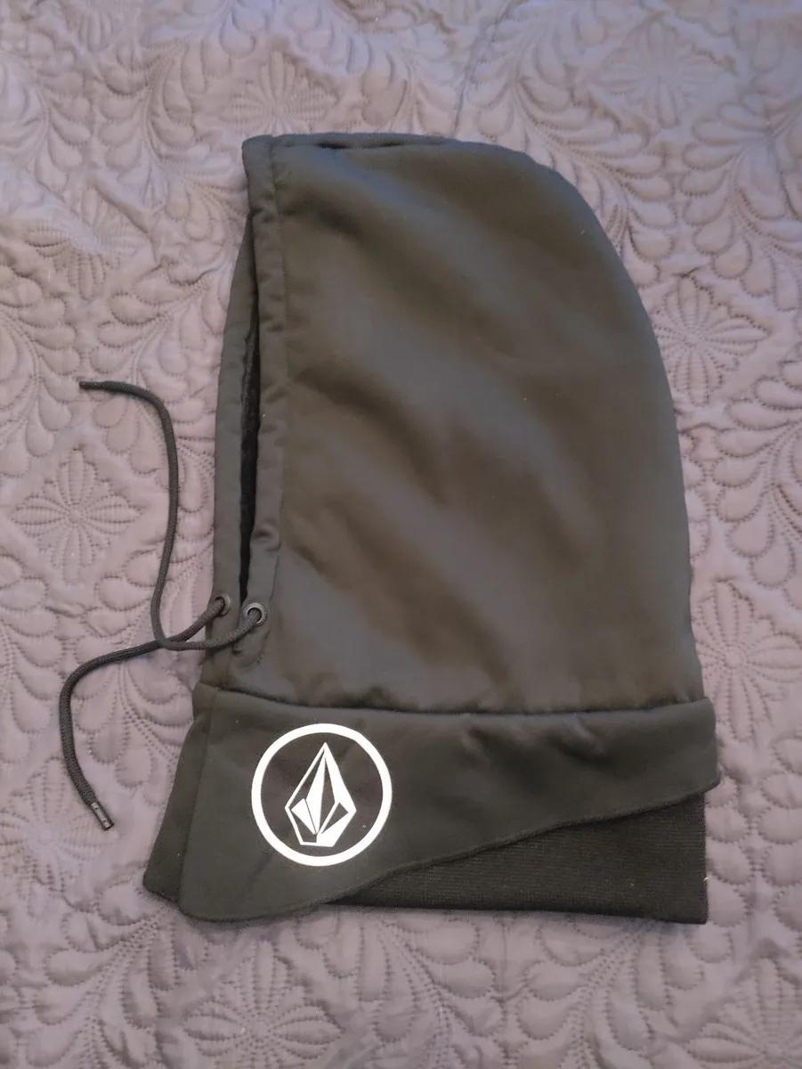 Volcom Fur lined balaclava New - Image 4