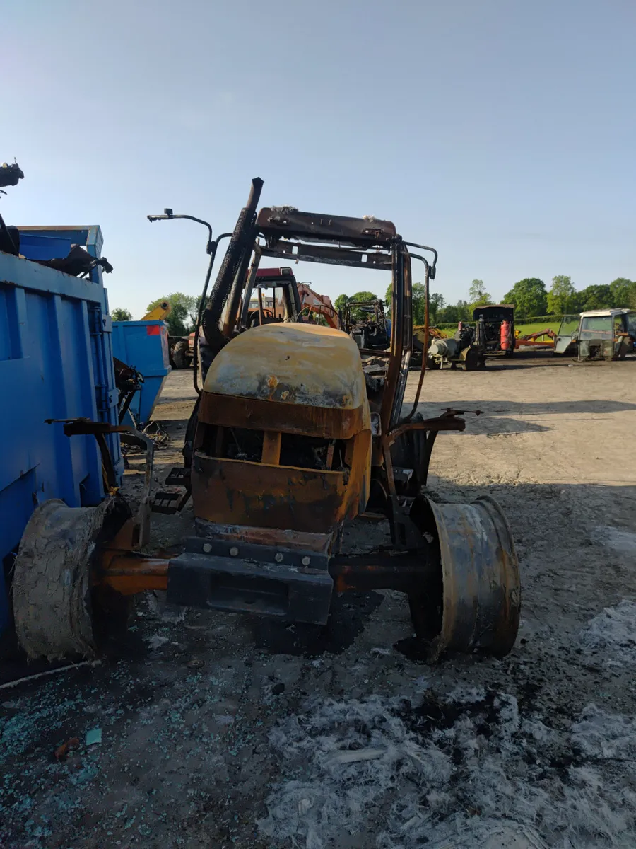 New Holland - Image 1