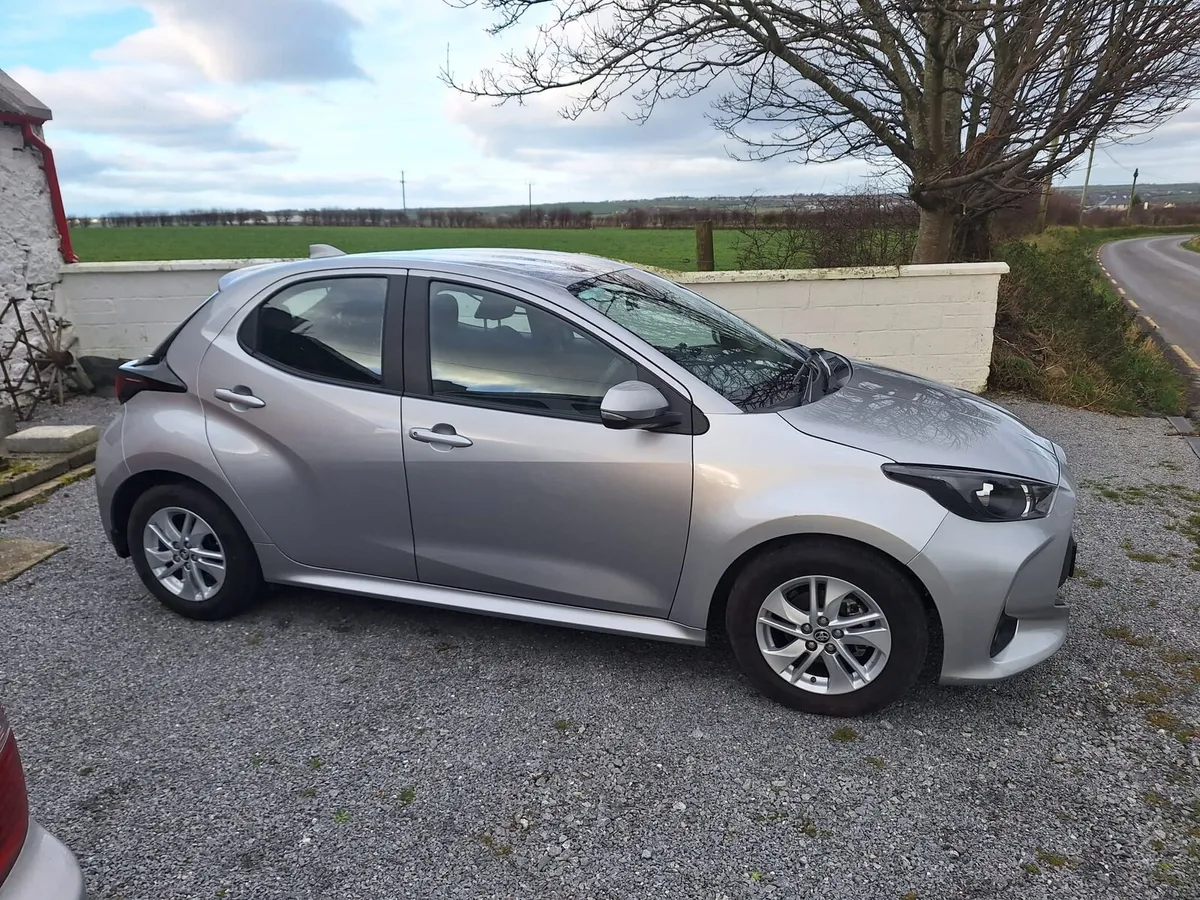 Toyota Yaris - Image 2