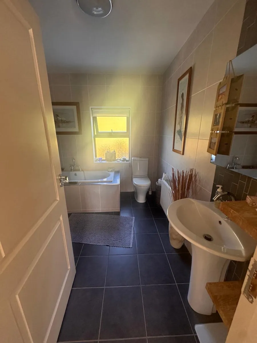 Bathroom Ware - Image 3