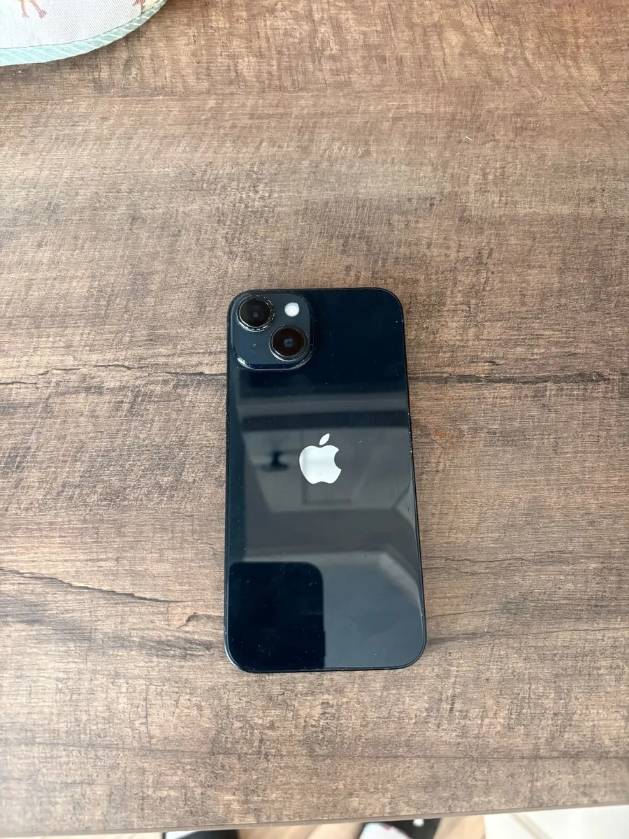 iPhone 14 128GB Black (Unlocked) – Boxed + Stand - Image 4