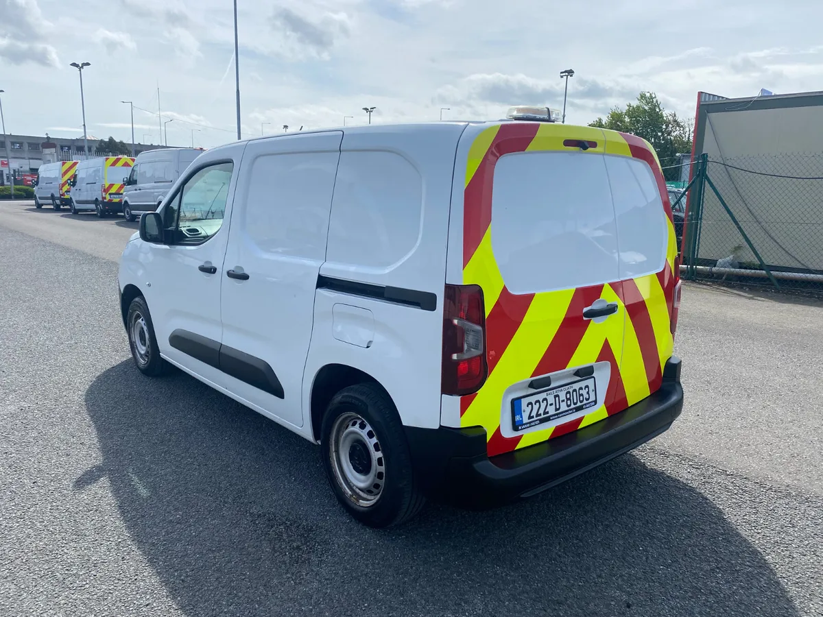 2022 Citroen Berlingo X 1.5HDI 100BHP - Image 4