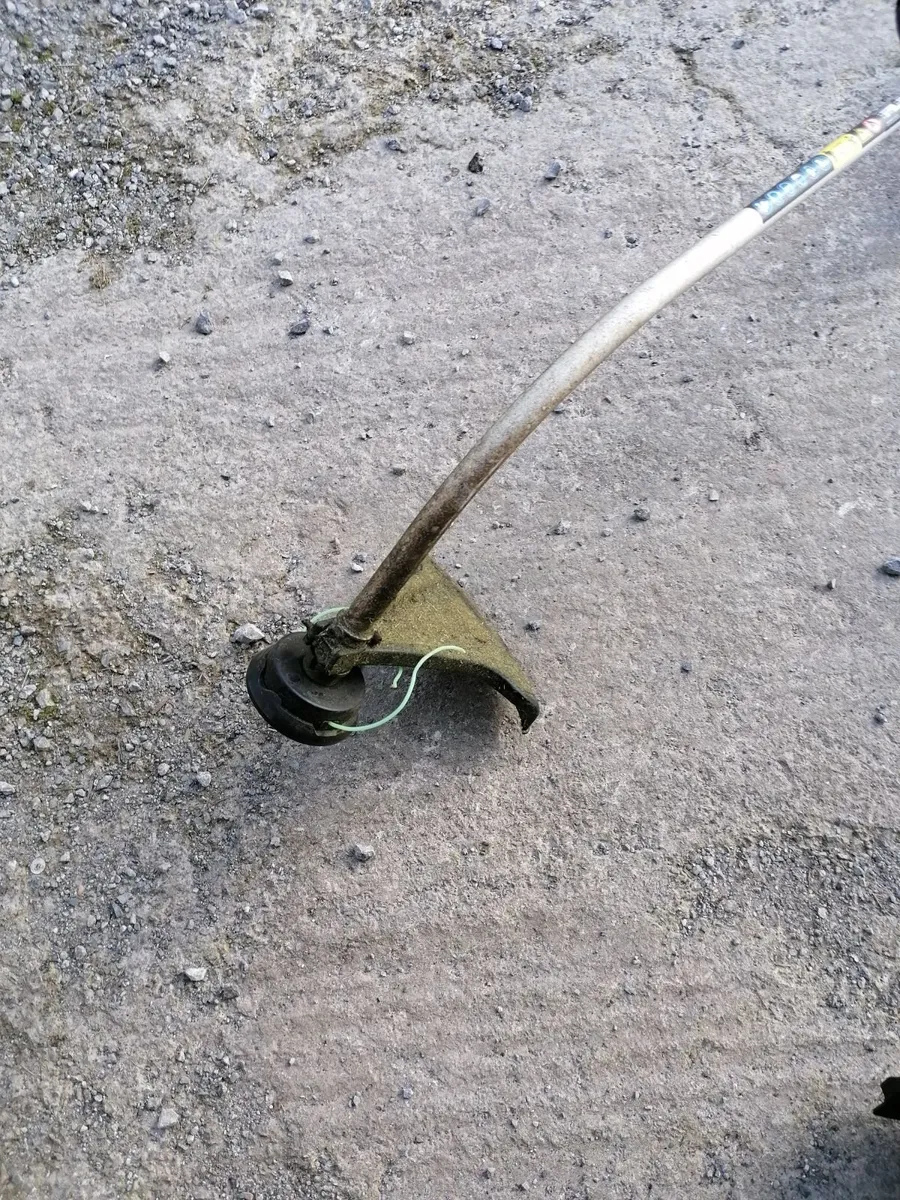 petrol strimmer - Image 3