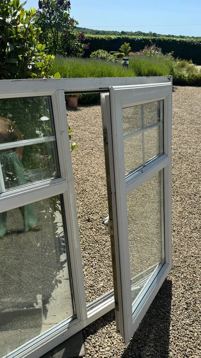Window for sale - Image 3