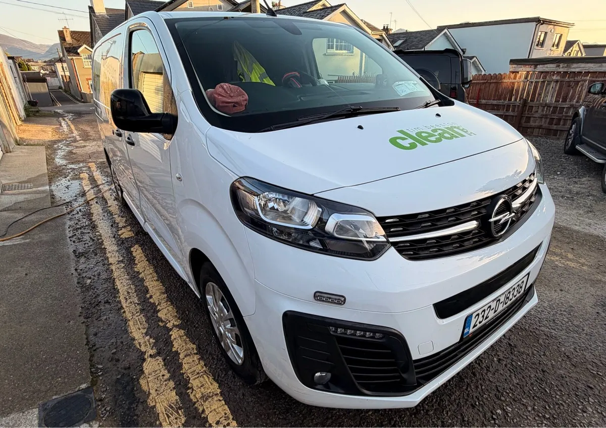 Opel Vivaro EV - Image 1