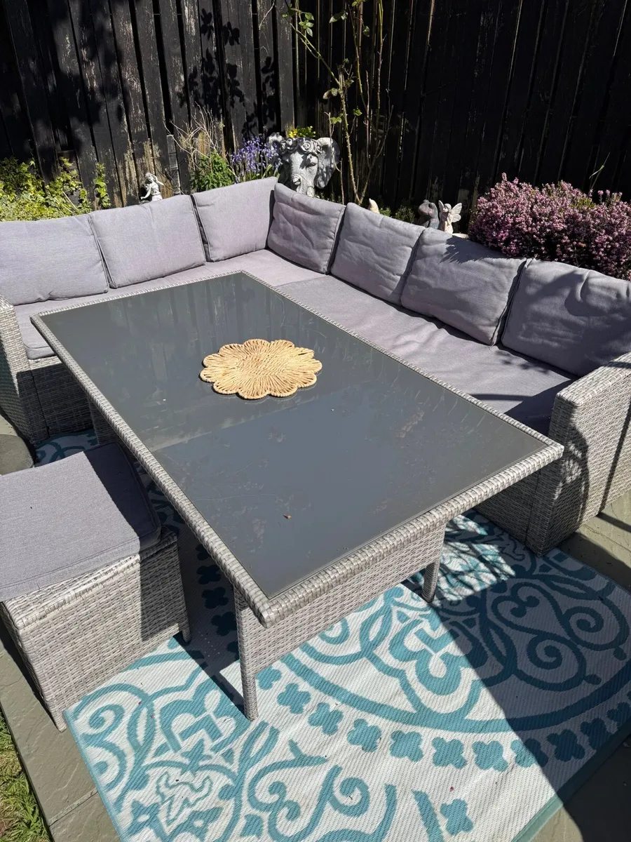 Garden furniture - Image 2