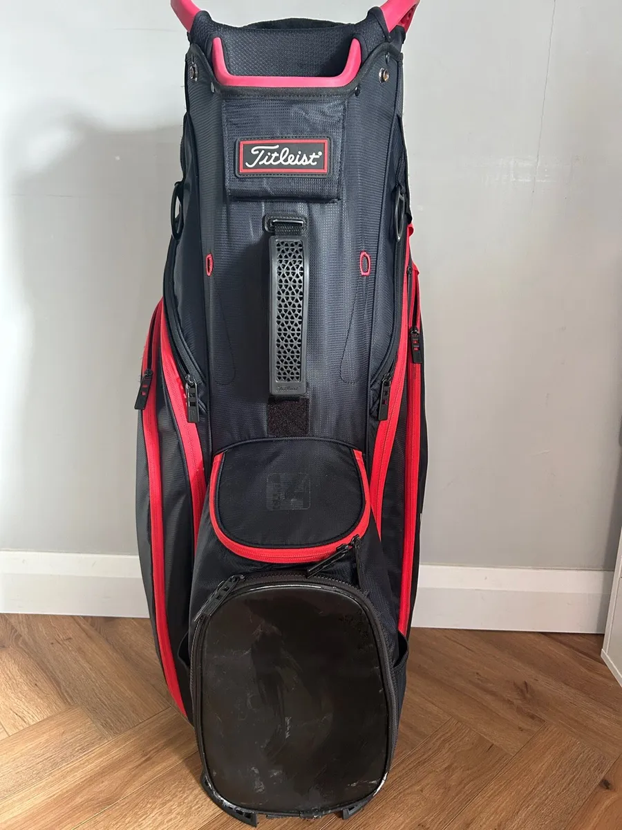 Titlleist cart Bag - Image 2