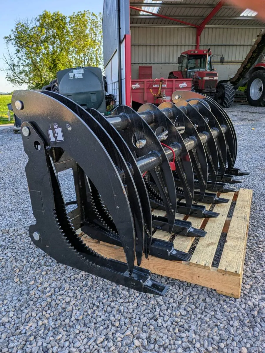 Skid steer log grab - Image 2