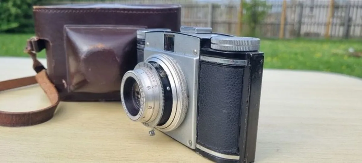 Vintage Braun Nurnberg PAXINA 120 Roll Camera - Image 2
