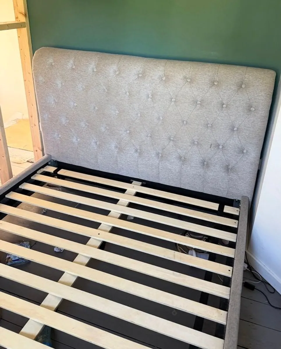 Kingsize bed frame - Image 3