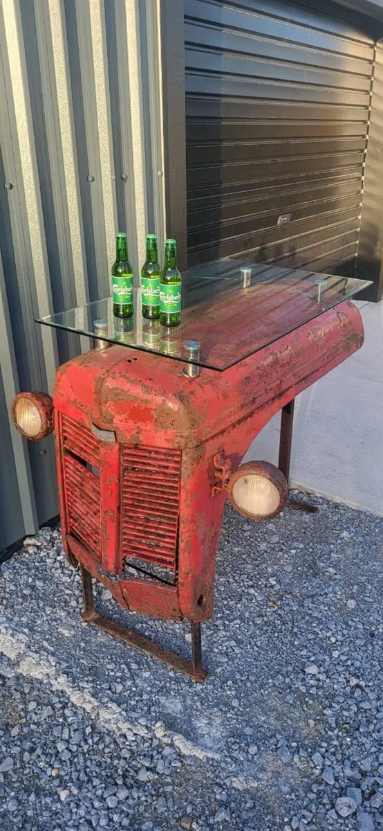 Tractor Bonnet table - Image 4