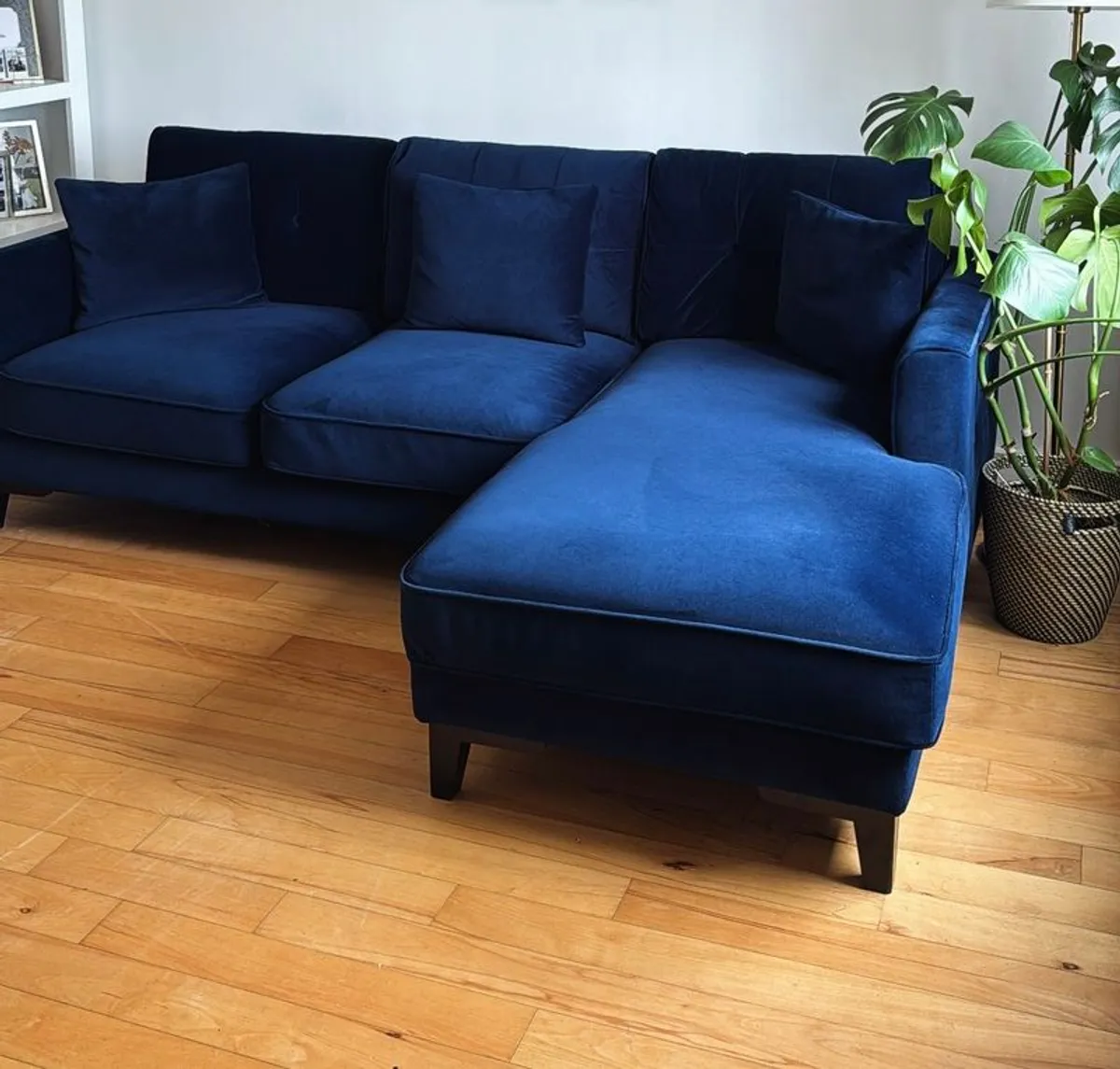 L shaped sofa - Image 2