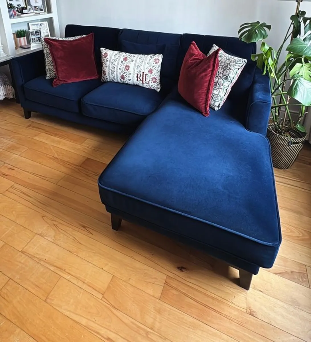 L shaped sofa - Image 3