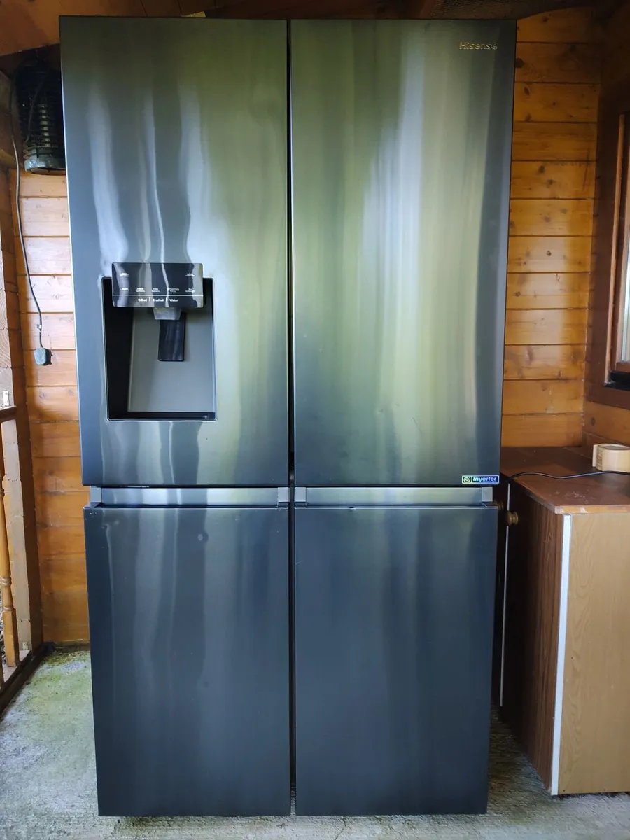 Hisense American Style Fridge/Freezer - Image 1