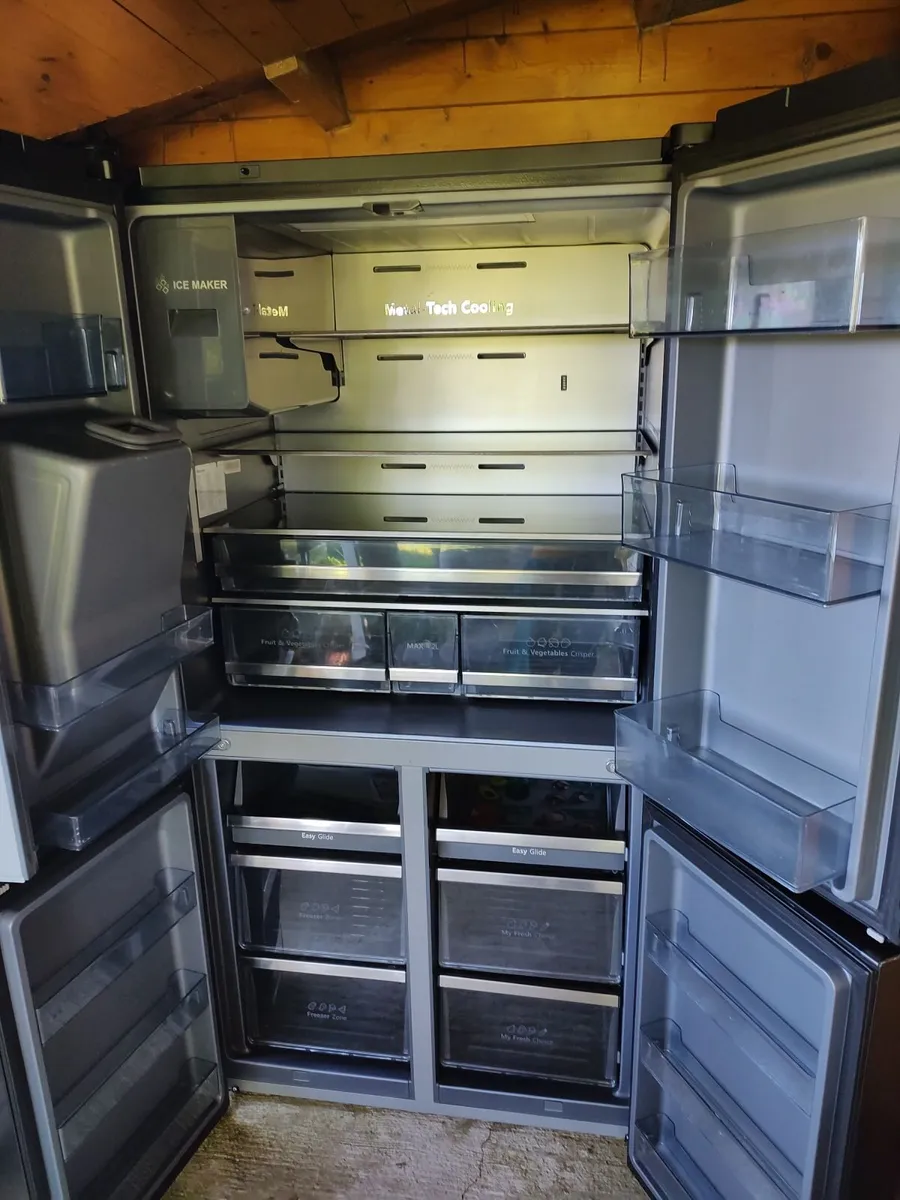 Hisense American Style Fridge/Freezer - Image 2