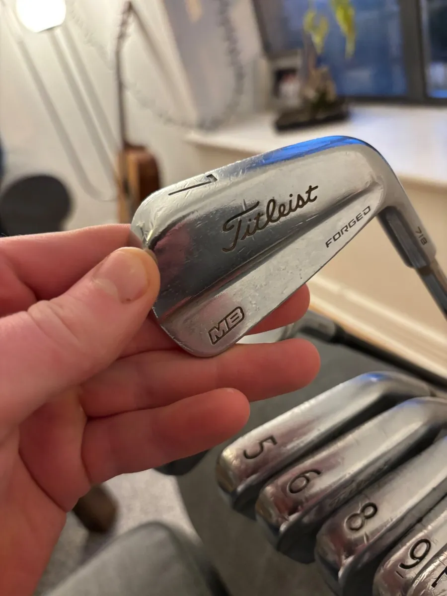 Titliest Iron Set & Taylormade wedges - Image 1