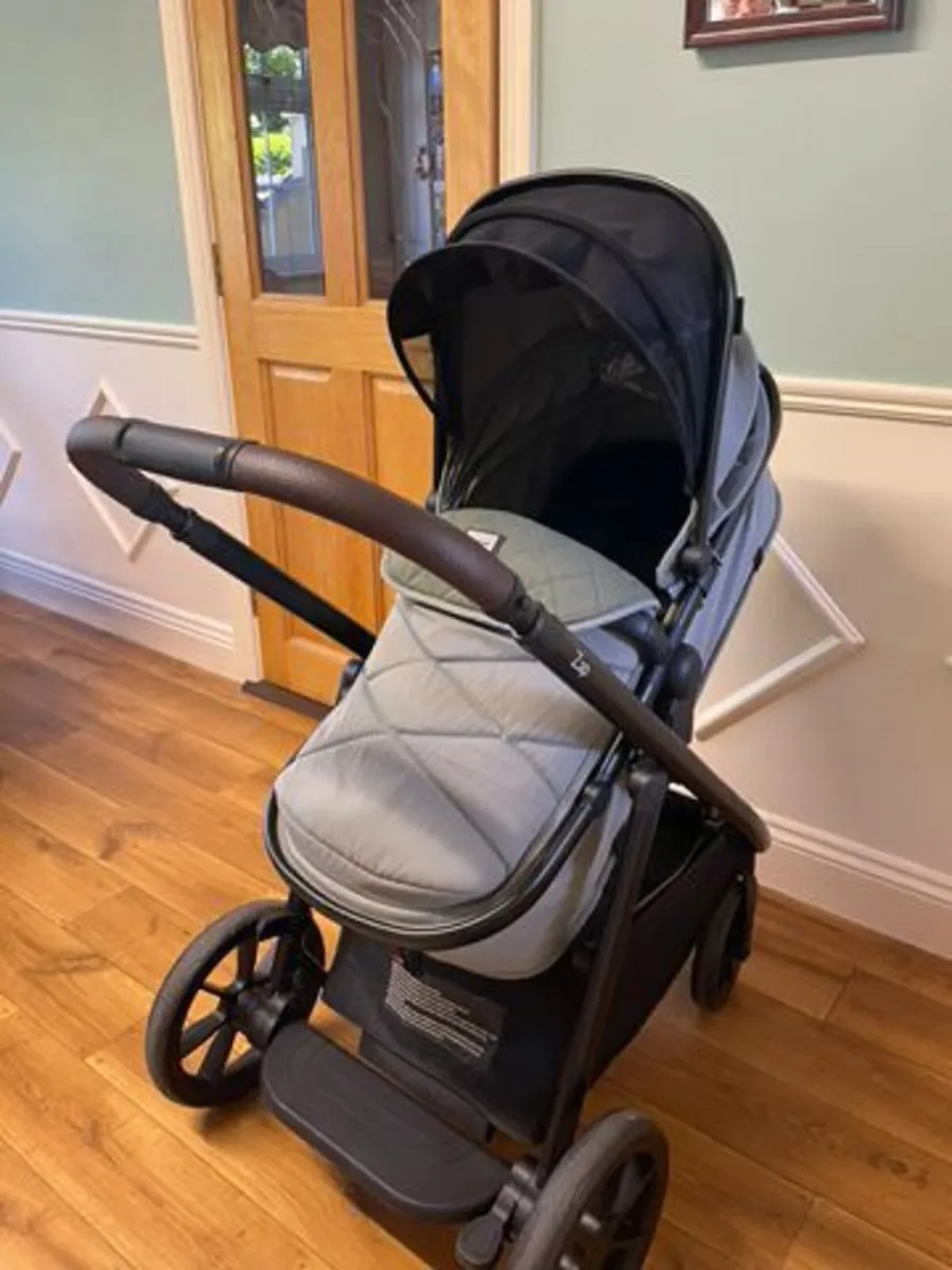 Babylo  Zummi Zap Travel System - Image 1