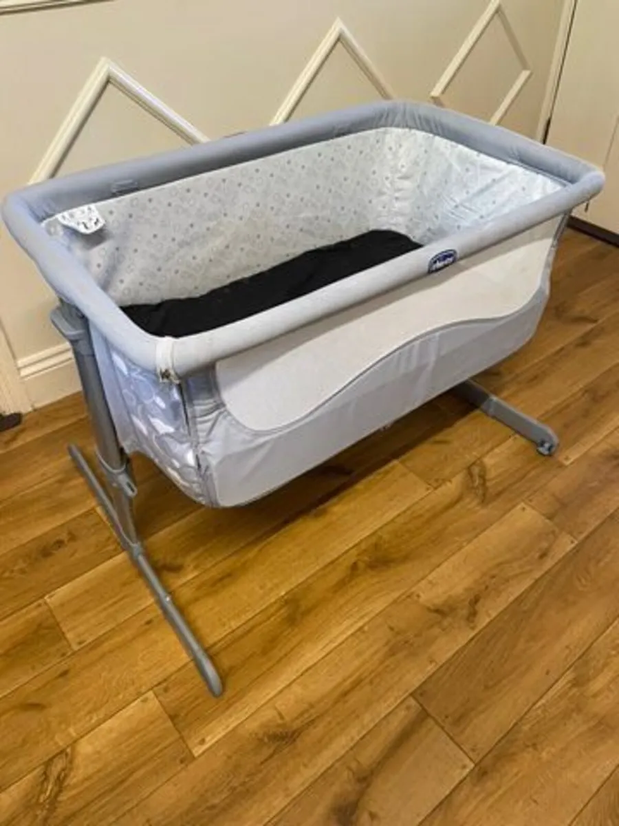 Chicco Next2Me Crib - Image 4