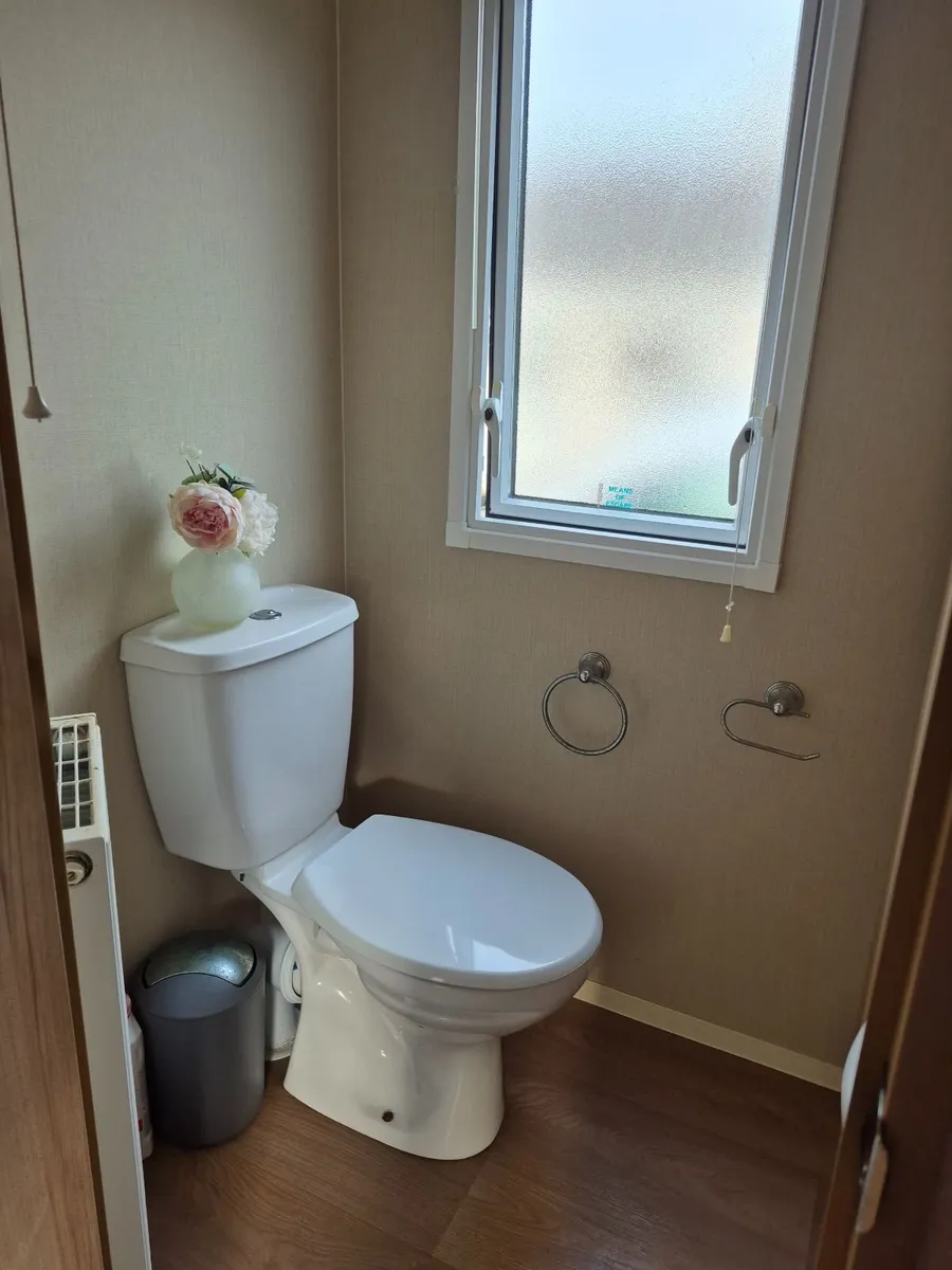 Mobile Home - Image 4