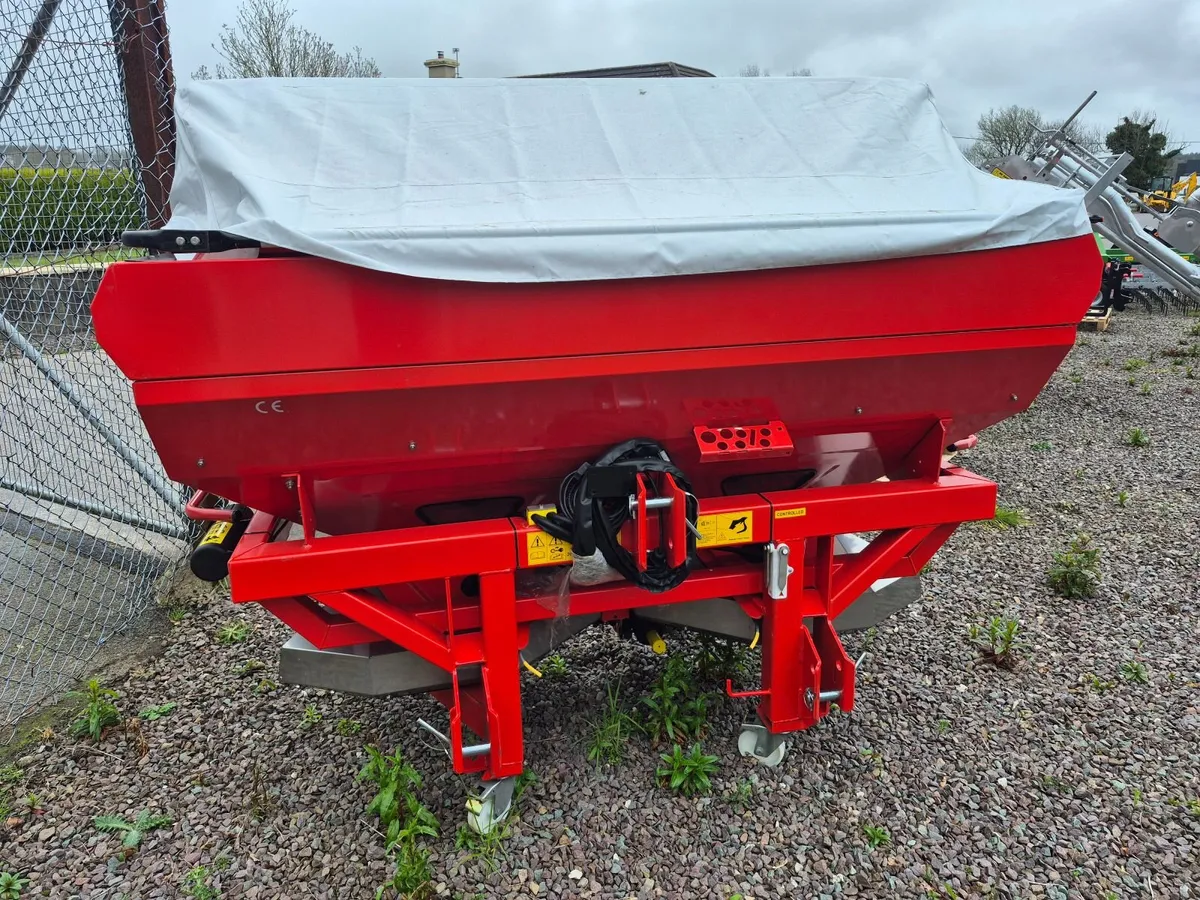 Fertiliser spreader - Image 4