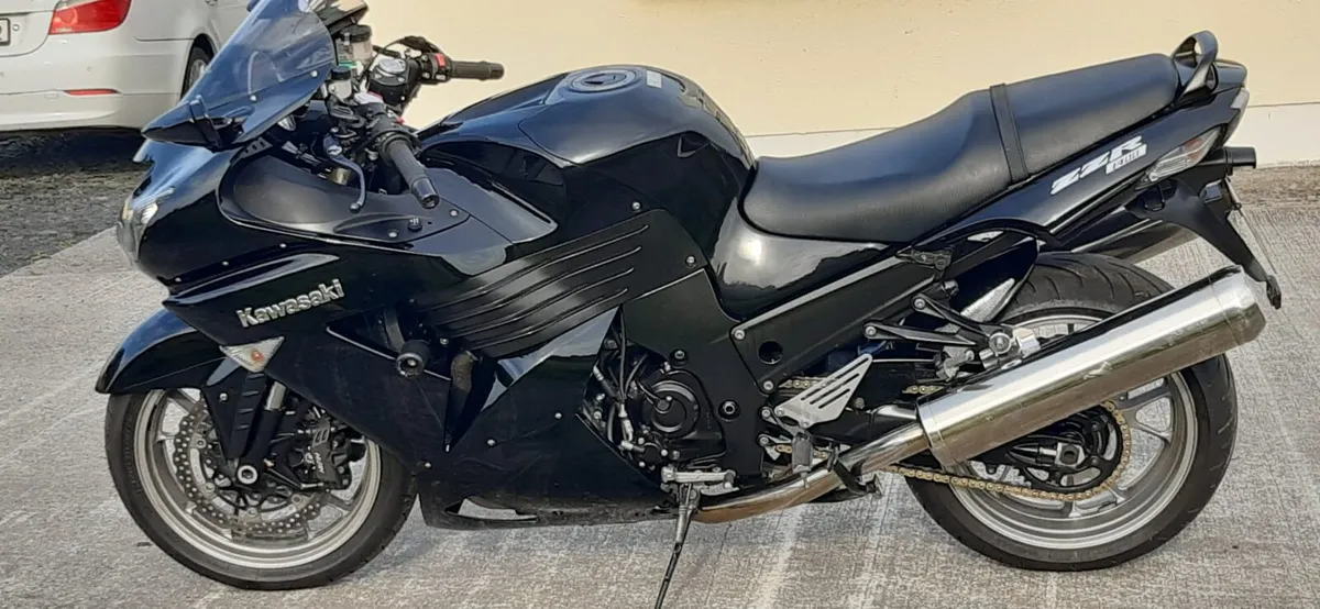 Kawasaki ZZR1400 - Image 4